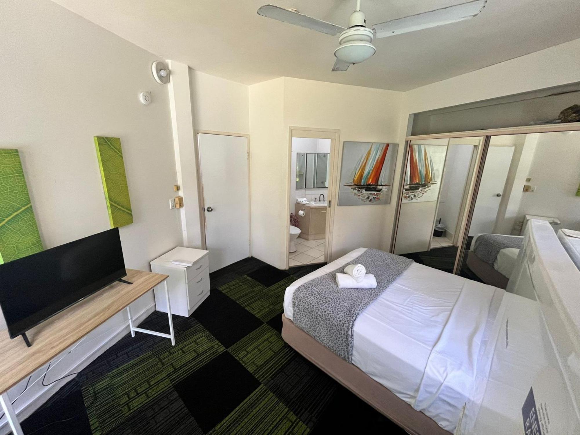 Erika'S Holiday Apartment Гоулд Коуст Екстериор снимка