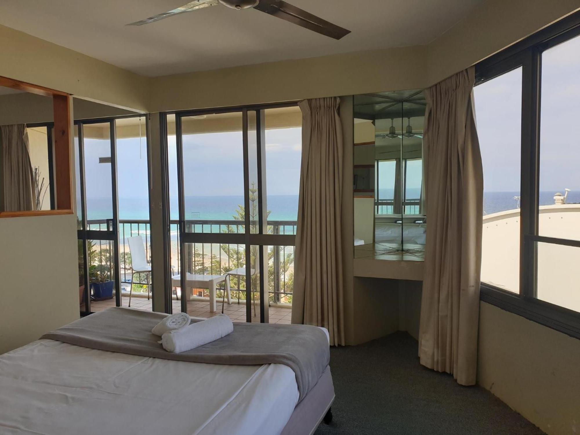 Erika'S Holiday Apartment Гоулд Коуст Екстериор снимка