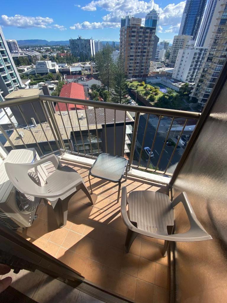 Erika'S Holiday Apartment Гоулд Коуст Екстериор снимка